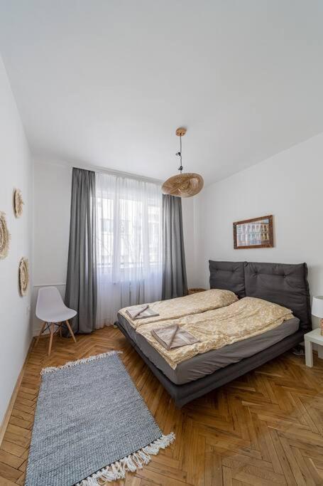 Bohohome Next To The Main Street София Экстерьер фото